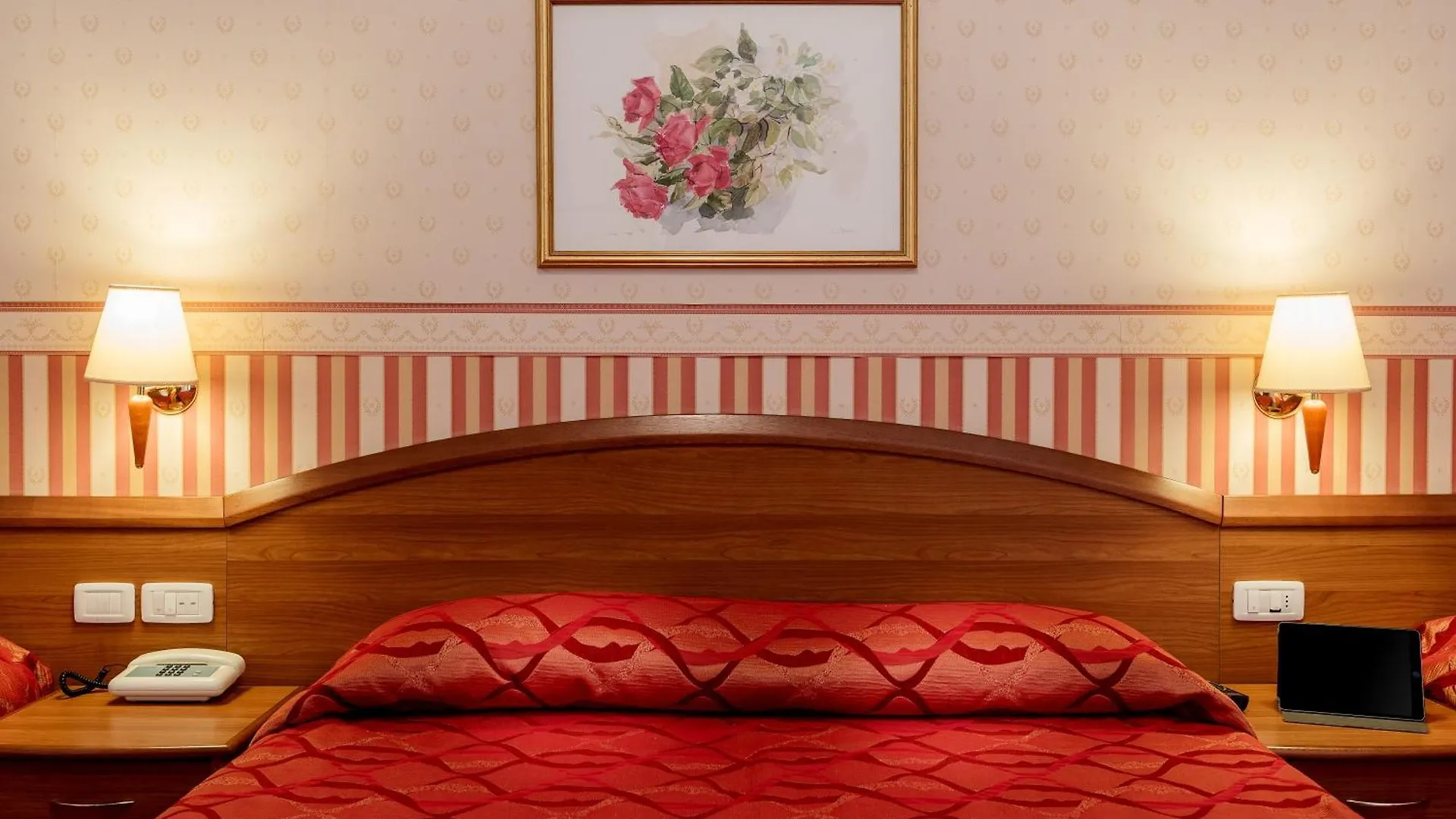 רימיני Hotel Tiffany