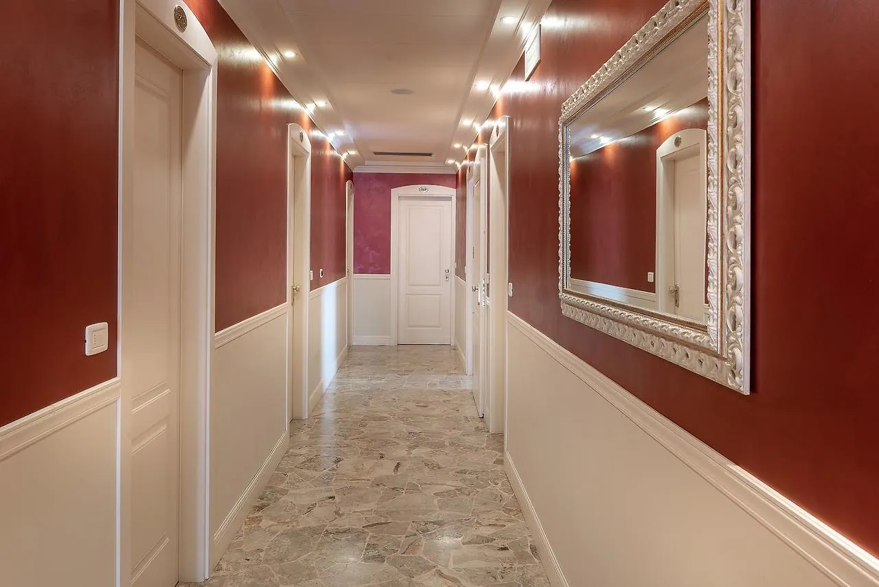Hotel Tiffany Rimini 3*,