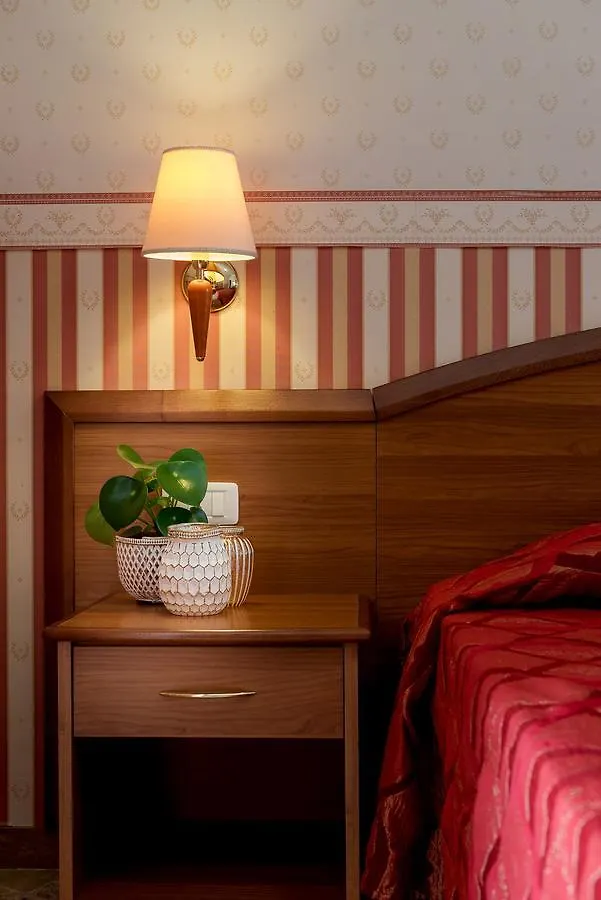 ***  Hotel Tiffany Rimini İtalya