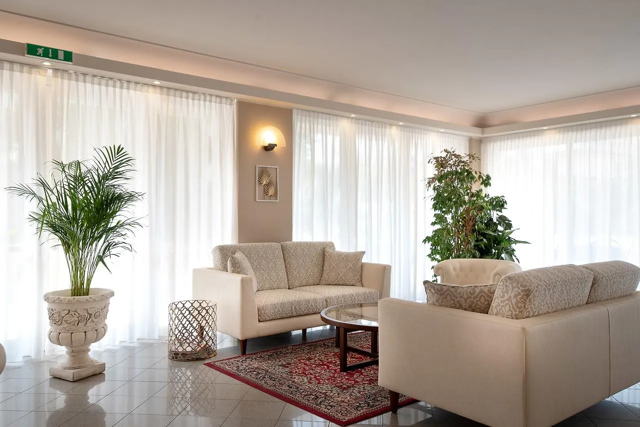 Hotel Tiffany Rimini 3*,